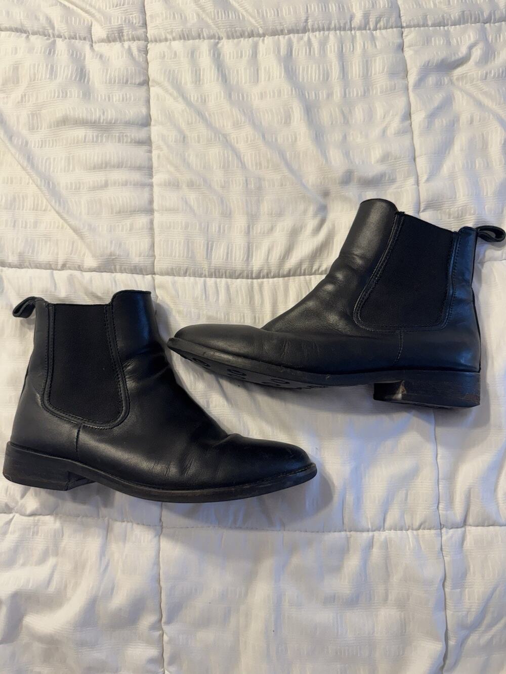Thursday Boot Co. Women's Duccess Chelsea Booties Black Leather Stretch Size 8